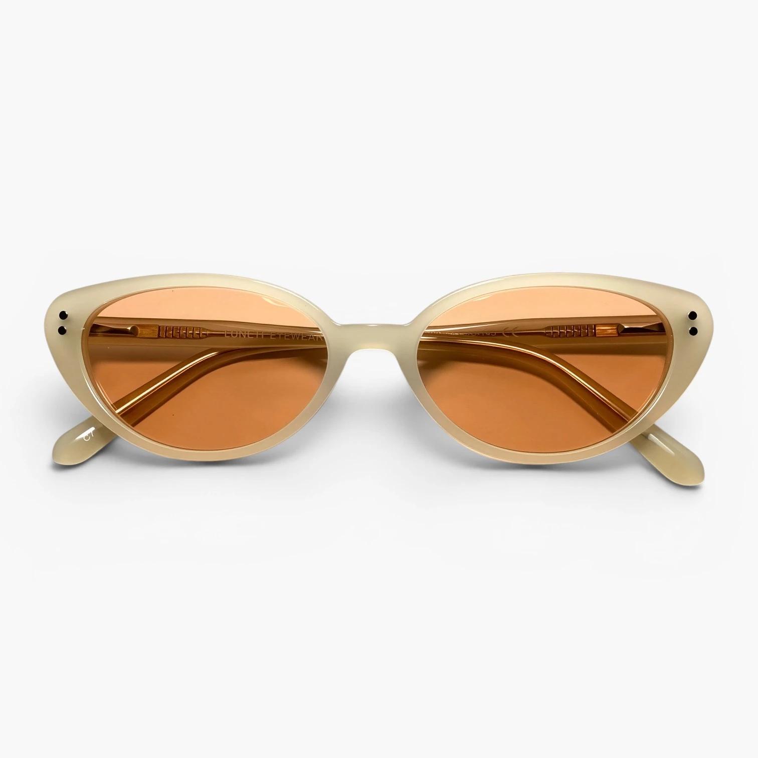 Lunettes cat eye Luneti Iris couleur Ecru Crystal - monture pliée